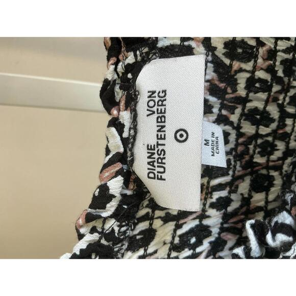 Diane von Furstenberg Women's Maxi Dress with Tie Shoulder Straps. Medium - Picture 2 of 7